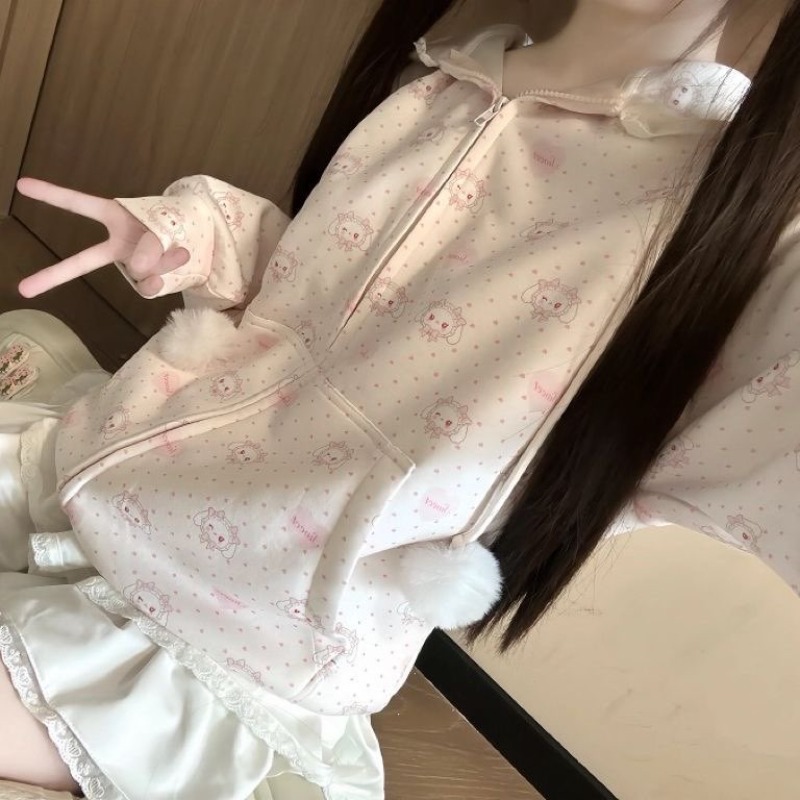 Japanische Subkultur Süßer Kaw – Streetwear Brand Y2K Bewertung und Preis