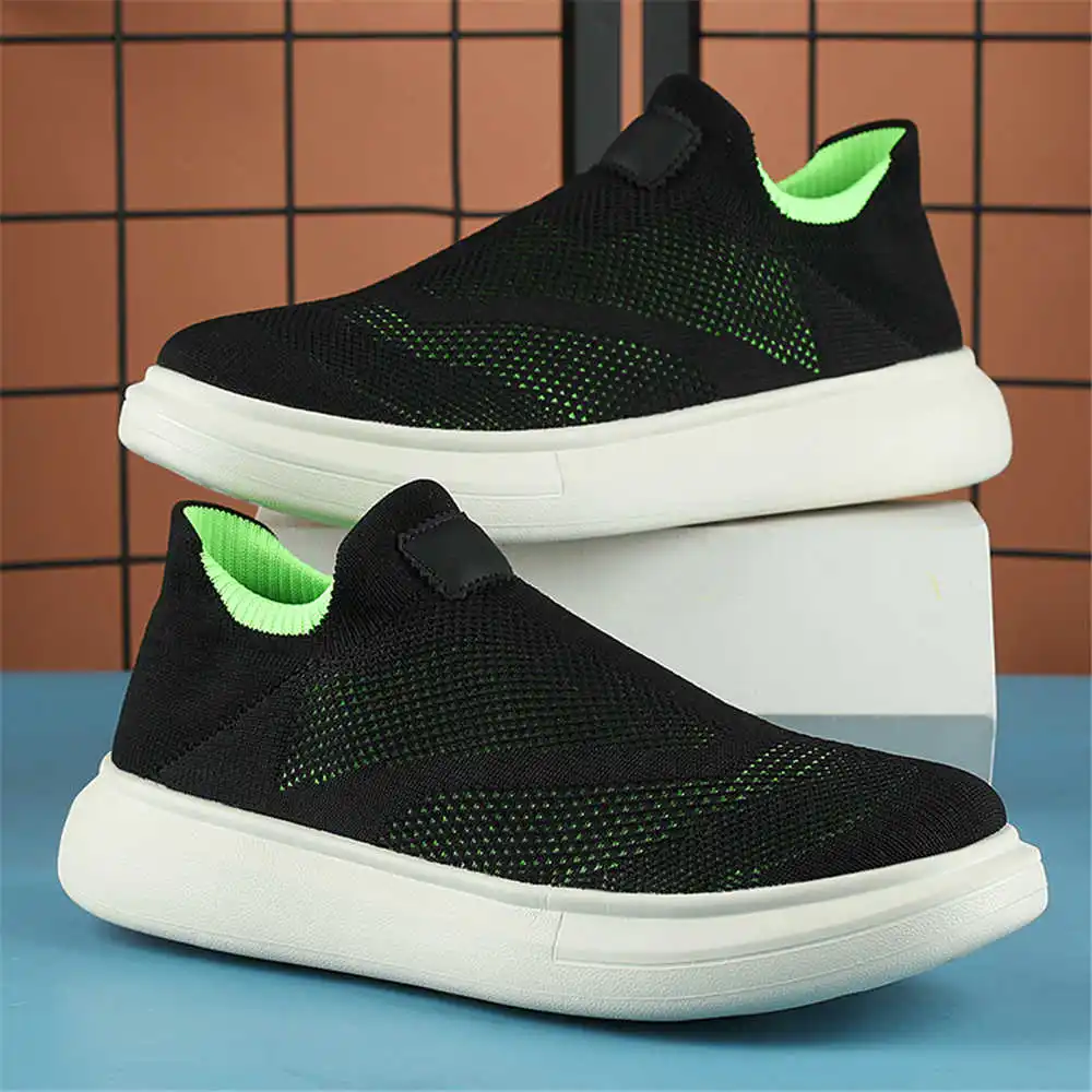 Plattform Strümpfe braune Schu – Streetwear Brand Vietnam Bewertung und Preis