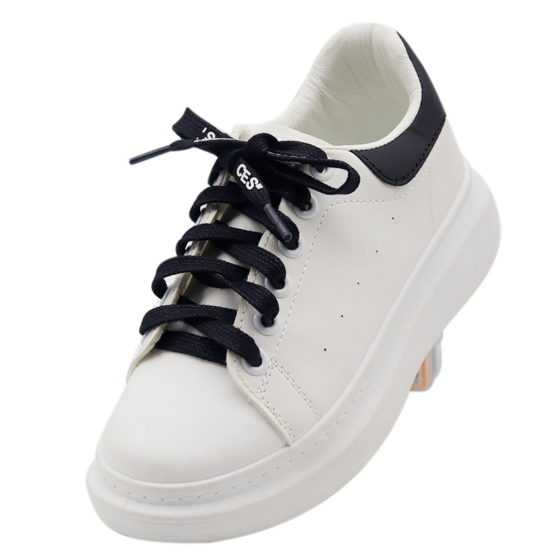 Flache Schnürsenkel aus 10 Far – Travis Scott Lace Bewertung und Preis